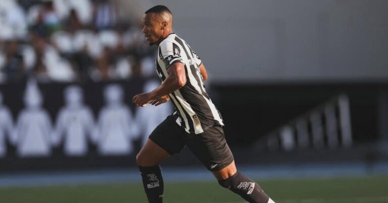 Botafogo e Palmeiras em Negociações Avançadas pela Transferência de Marlon Freitas