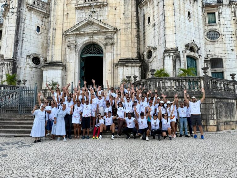 Casa de Promoção à Saúde Comemora Vidas Transformadas na Caminhada da Gratidão