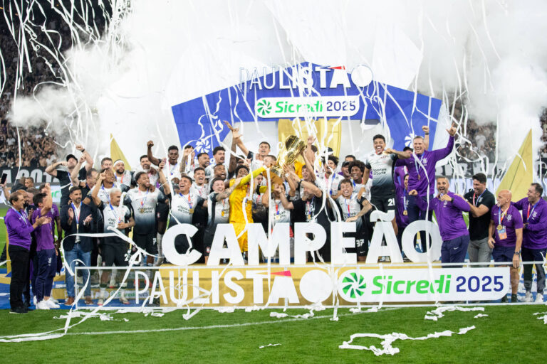 Casas Bahia Ganha Naming Rights do Paulistão: Revolução no Futebol Paulista