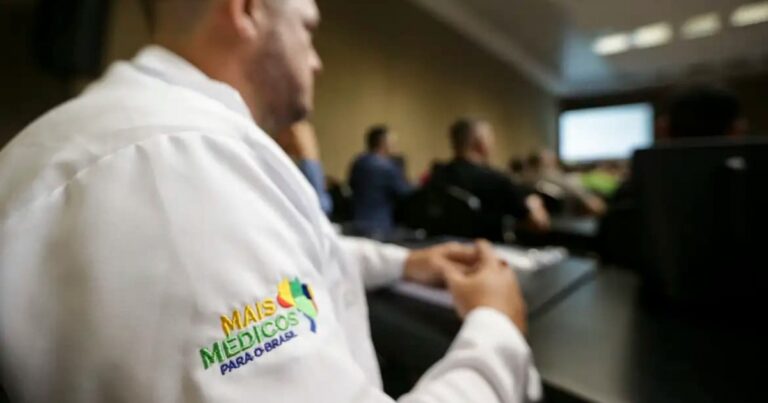 Crescimento do Mais Médicos: 99% a mais de profissionais em 4,5 mil municípios brasileiros