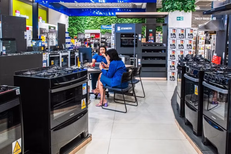 Empresas na Bahia: Reestruturação e Assembleias Marcam o Cenário Atual