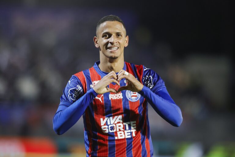 Luciano Juba Renova Contrato e Brilha em Temporada de Sucessos no Bahia