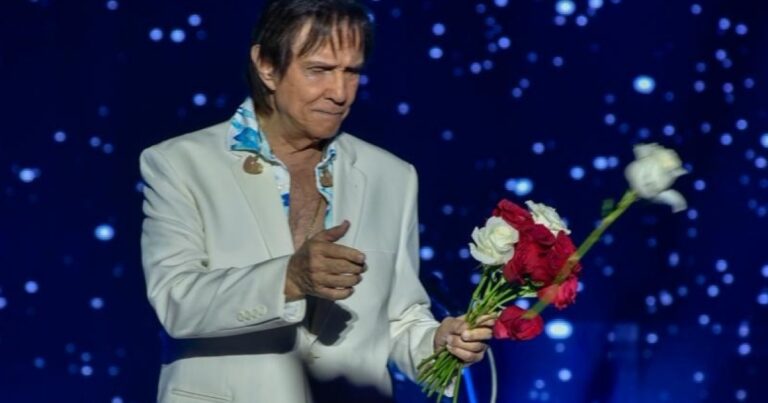 Roberto Carlos Brilha em Show Especial de Fim de Ano em Salvador