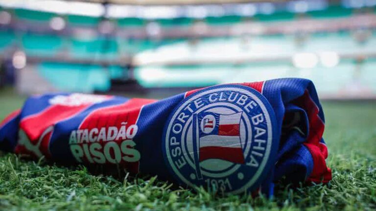 Rony: Atacante em Negociações com o Santos Após Rumores no Bahia