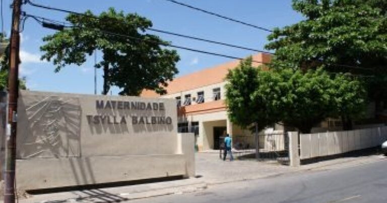 Trabalhadores da Maternidade Tsylla Balbino em Salvador Enfrentam Atrasos Salariais