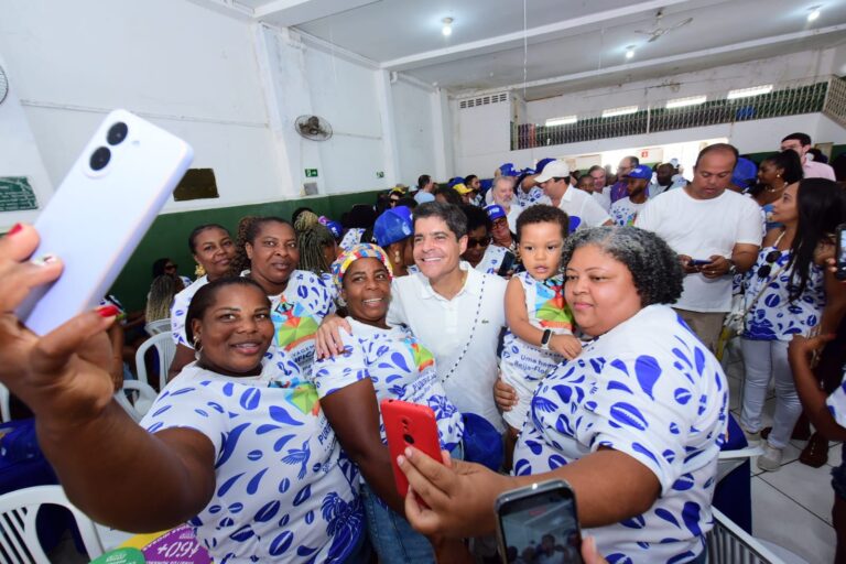 ACM Neto critica PT da Bahia por descaso com os mais pobres durante Lavagem da Purificação