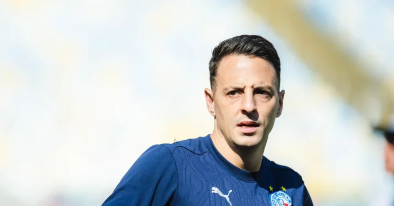 Bahia Anuncia Saídas de Santiago Arias, Yago Felipe e Caio Roque