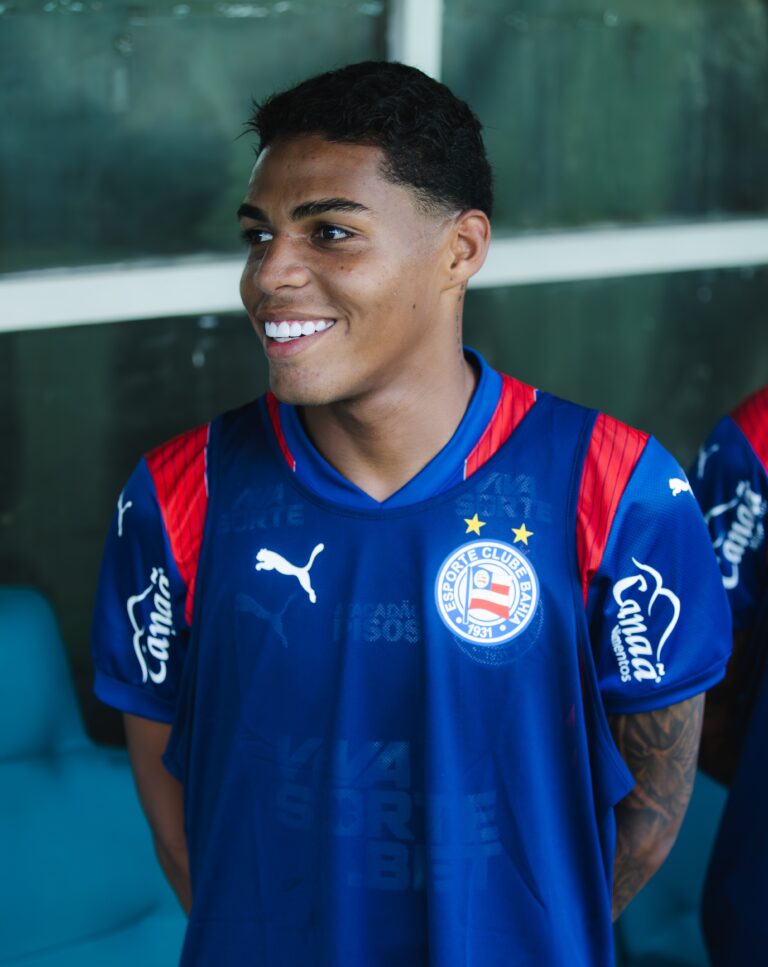 Bahia: Caio Suassuna Faz Sua Estreia Profissional Sob Comando de Rogério Ceni