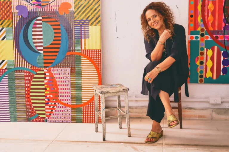 Beatriz Milhazes Brilha em Sua Primeira Exposição Individual em Salvador