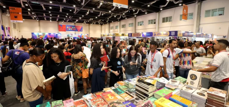 Descubra as Atrações Imperdíveis da Bienal do Livro Bahia 2026 Descubra as Atrações Imperdíveis da Bienal do Livro Bahia 2026