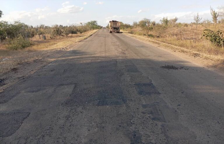 Governo da Bahia Investirá em Mais de 175 km de Rodovias em Sete Regiões do Estado