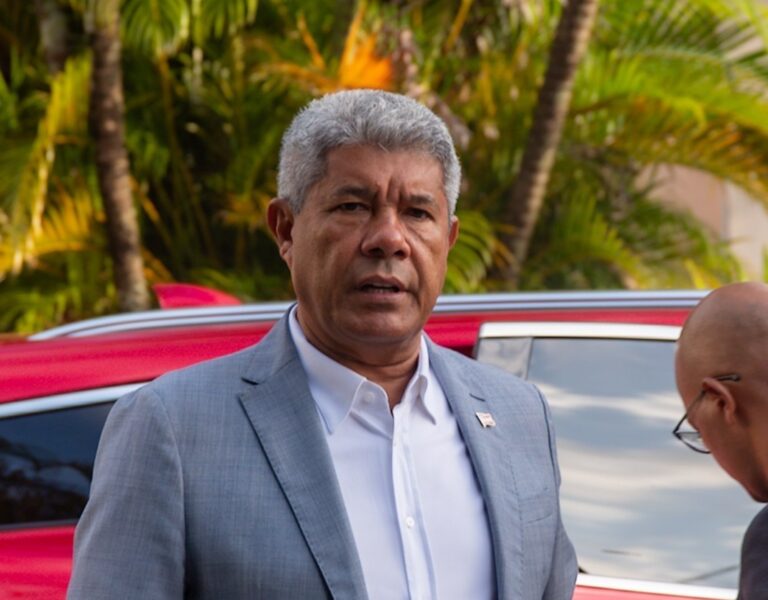 Jerônimo Rodrigues se Une a Lula e Critica Ação dos EUA na Captura de Maduro