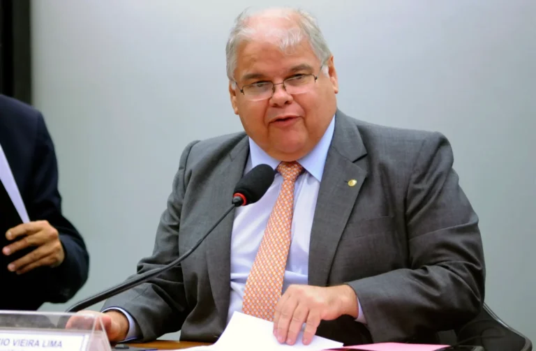 Lúcio Vieira Lima Alfineta ACM Neto e Aposta em Jerônimo Rodrigues