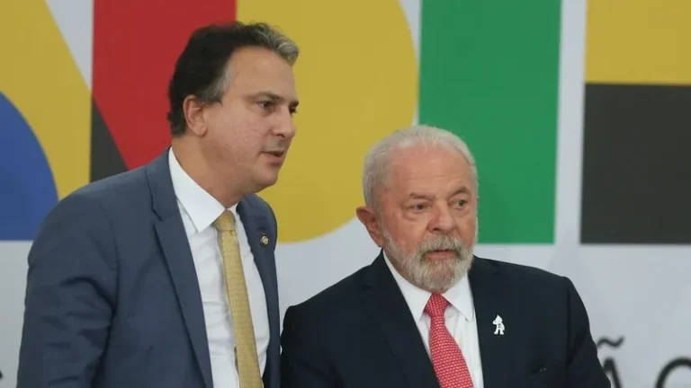 Lula Indica Camilo Santana para Liderar Campanhas Eleitorais no Nordeste