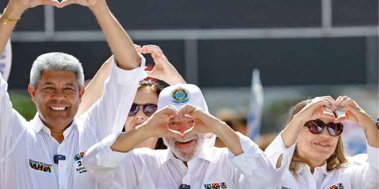 Lula Visita Salvador para Agenda Política Antes do Carnaval