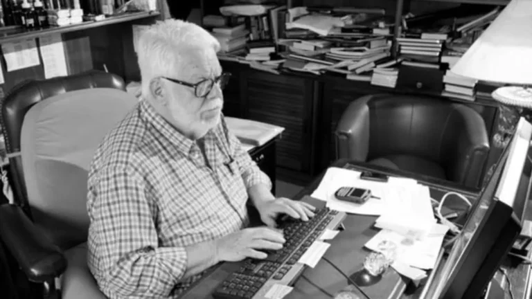 Ministra Lamenta a Perda de Manoel Carlos: Legado Imortal na Cultura Brasileira