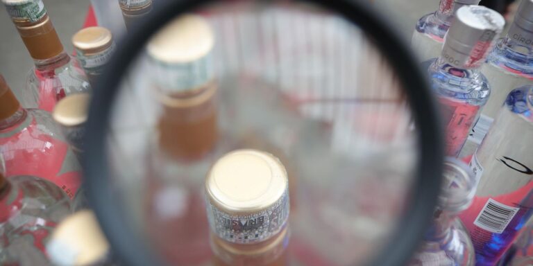 Morte por Metanol em Ribeira do Pombal: Alerta à Saúde Pública