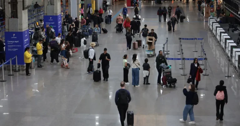 Passageiros Indisciplinados em Voos: Anac Implementa Política de Tolerância Zero
