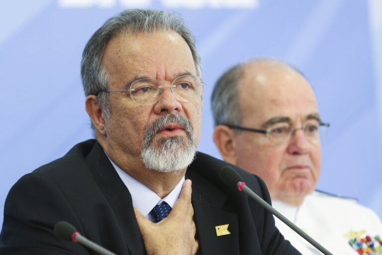 Raul Jungmann: Camaleão Político de Brasília Morre aos 73 Anos