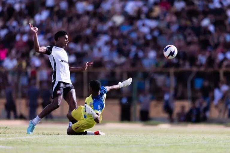 Resultados da Copinha: Corinthians, Vasco, Bahia e Cruzeiro Brilham em Campo