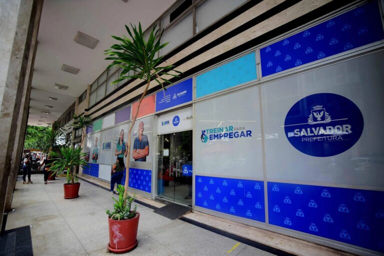 Salvador se Destaca com Criação de Empregos em Novembro de 2025