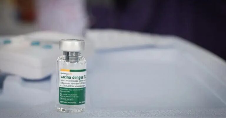 Vacinação contra dengue para profissionais de saúde é anunciada pelo Ministério da Saúde