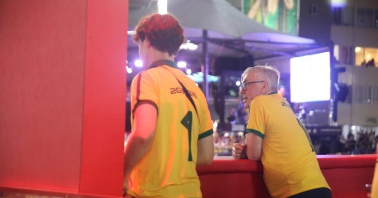 Ancelotti Reflete sobre a Experiência do Carnaval e Sua Adaptação à Cultura Brasileira