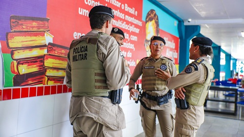 Bahia: Operação Volta às Aulas Intensifica a Segurança nas Escolas Estaduais Bahia: Operação Volta às Aulas Intensifica a Segurança nas Escolas Estaduais