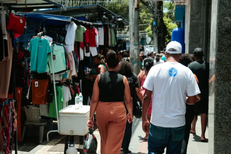 Bahia Registra Segundo Pior Salário do Brasil, Indica Estudo do IBGE Bahia Registra Segundo Pior Salário do Brasil, Indica Estudo do IBGE