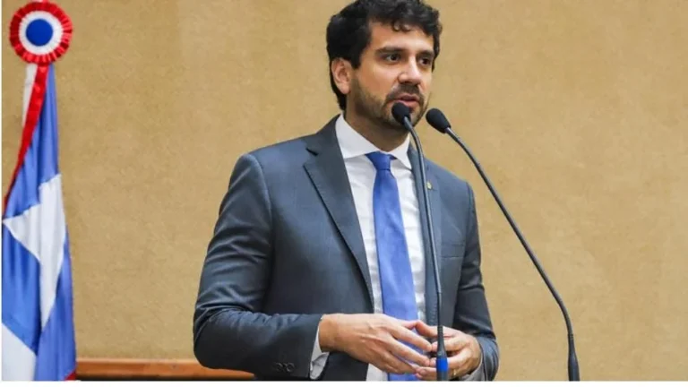 Deputado Manuel Rocha Denuncia Insegurança no Extremo Sul da Bahia Após Ataque a Turistas Deputado Manuel Rocha Denuncia Insegurança no Extremo Sul da Bahia Após Ataque a Turistas