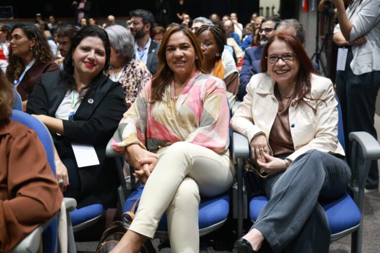 Investimentos na Saúde da Bahia: Agenda de Roberta Santana em Brasília