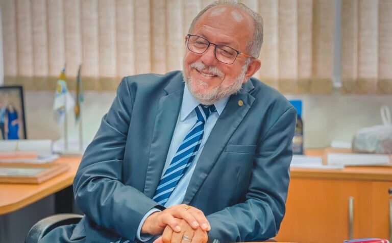 José de Arimateia Comemora 10 Anos da Semana Estadual de Proteção aos Animais na Bahia