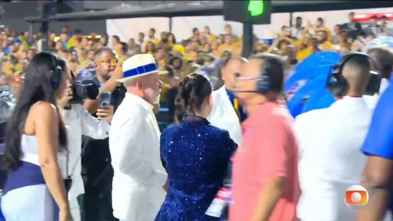 Lula Celebra Carnaval em Publicação nas Redes Sociais, Em Meio a Críticas da Oposição