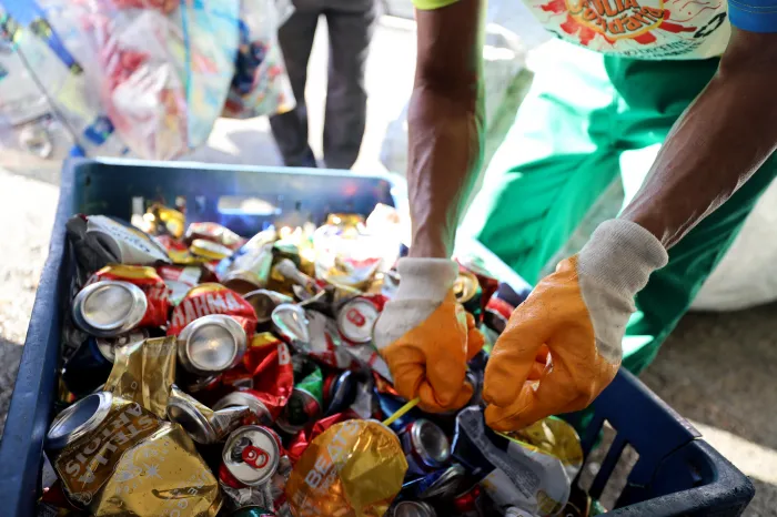 Mais de 140 Toneladas Recicladas: Carnaval de Salvador Gera Renda e Impacto Ambiental Positivo Mais de 140 Toneladas Recicladas: Carnaval de Salvador Gera Renda e Impacto Ambiental Positivo