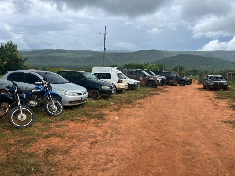 Operação Policial na Bahia: Três homens morrem e dez são presos em desmantelamento de tráfico de dro