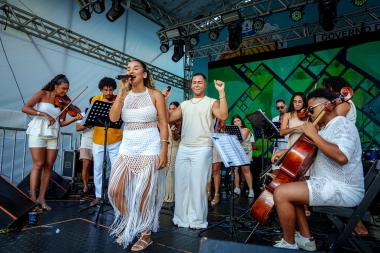 Orquestra Santo Antônio: Uma Celebração da Diversidade da Bahia no Carnaval do Pelô Orquestra Santo Antônio: Uma Celebração da Diversidade da Bahia no Carnaval do Pelô