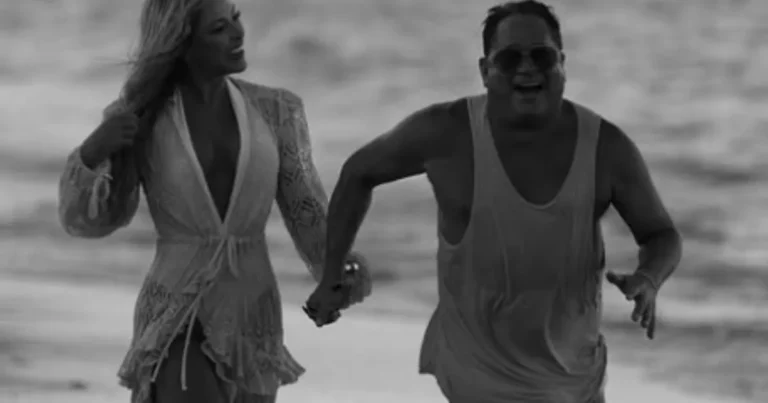 Poliana Rocha e Leonardo: Férias Inesquecíveis na Bahia Poliana Rocha e Leonardo: Férias Inesquecíveis na Bahia