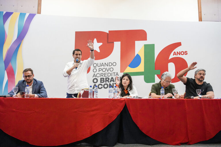 PT Crítica Autonomia do Banco Central e Apoia Venezuela e Cuba em Nova Resolução