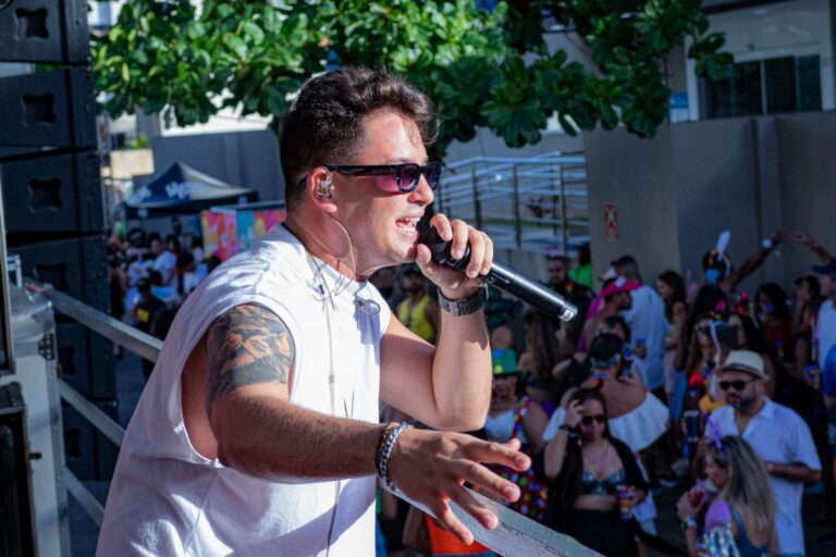 Samprime Leva Alegria e Conexão ao Carnaval do Nordeste de Amaralina