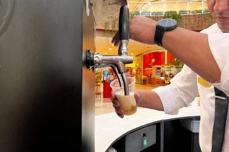 Shopping Paralela Lança Bar Temático para Aquecer o Carnaval!