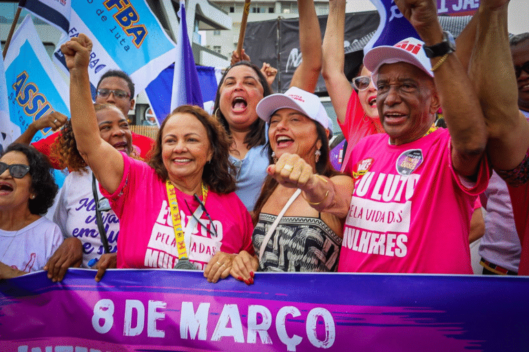 Aladilce Advocando por Maior Representatividade Feminina na Política