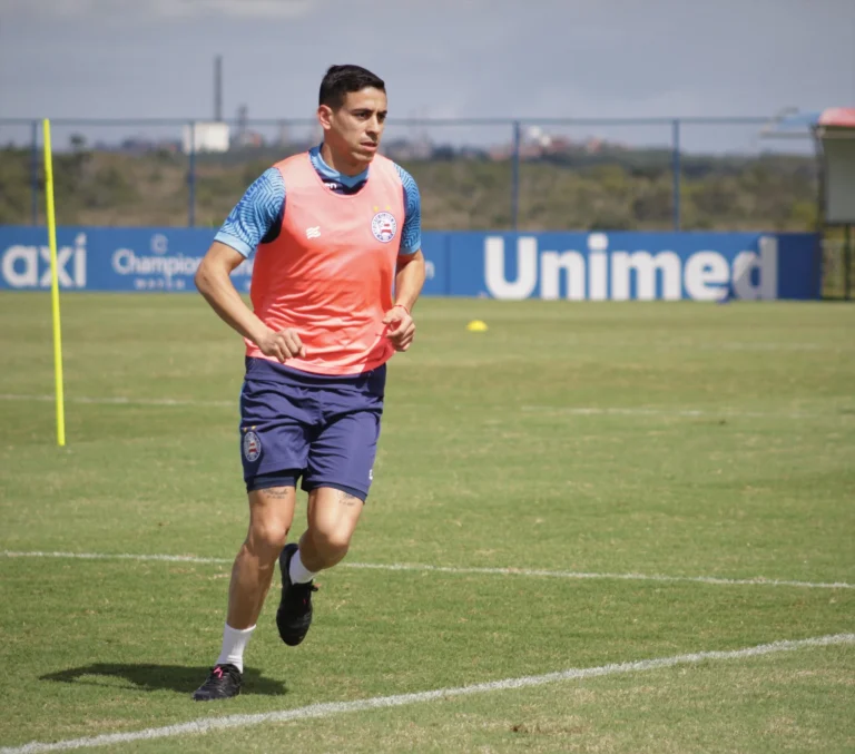 Camilo Cándido Estreia com Derrota pelo Nacional em Clássico Uruguaio Camilo Cándido Estreia com Derrota pelo Nacional em Clássico Uruguaio