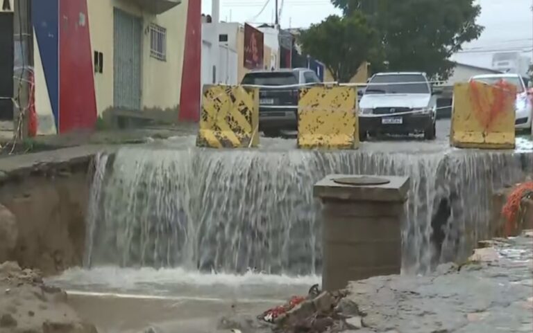 Chuvas Intensas na Bahia: Mais de 25 Cidades Emitem Estado de Emergência