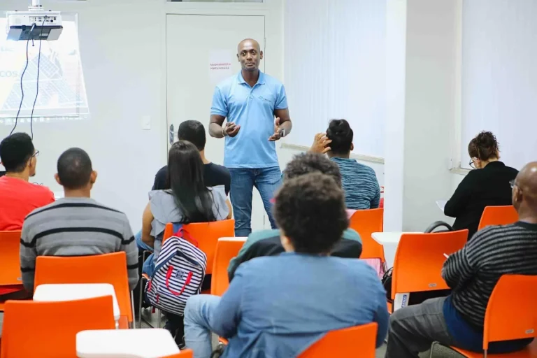 Curso Gratuito de Mecânico Eletricista de Automóveis em Salvador: Inscreva-se Agora Curso Gratuito de Mecânico Eletricista de Automóveis em Salvador: Inscreva-se Agora