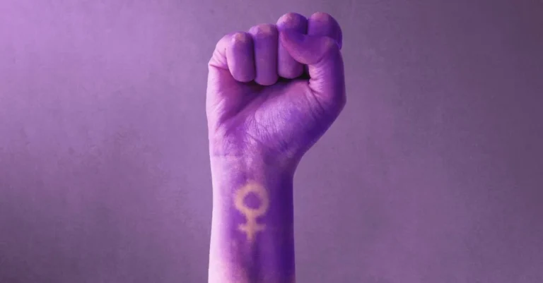 Deputado André Figueiredo Lança Proposta de Lei para Combater a Violência entre Mulheres Deputado André Figueiredo Lança Proposta de Lei para Combater a Violência entre Mulheres