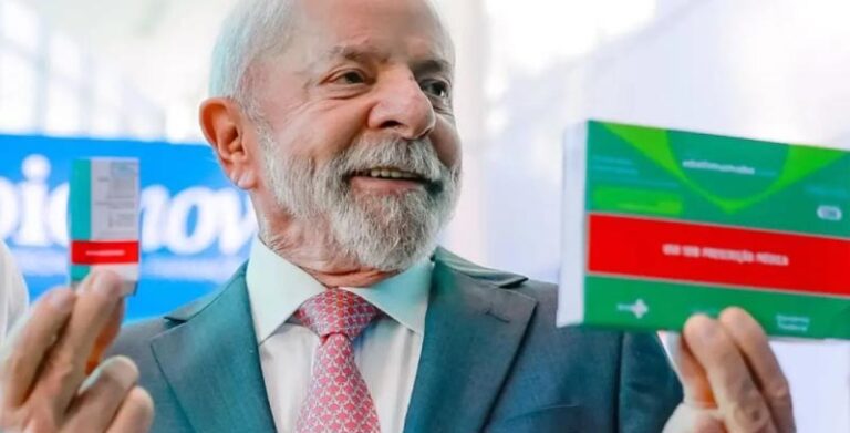 Lula se Reúne com Líderes do Governo antes de Encontro com Davi Alcolumbre