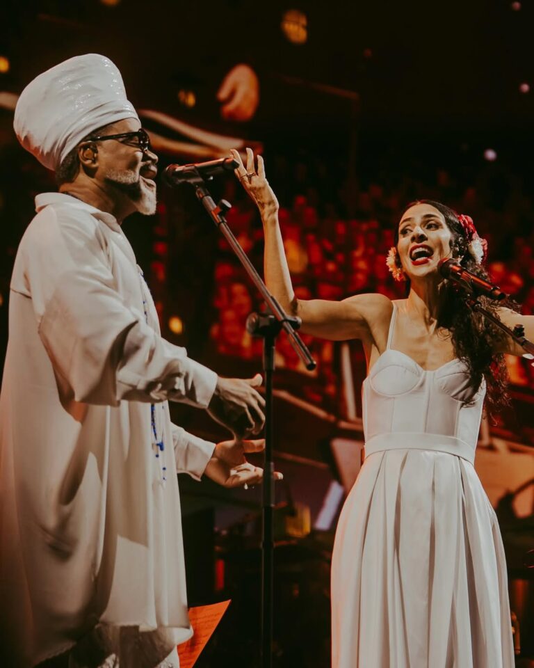 Marisa Monte e Carlinhos Brown: Uma Noite de Música e Amor em Salvador