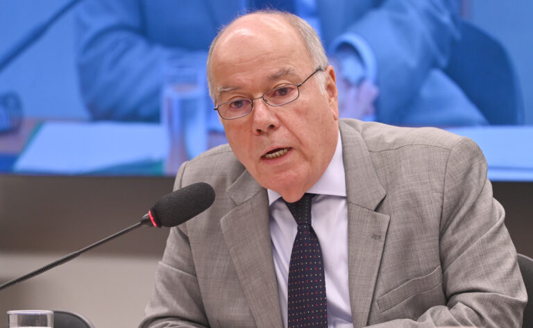 Ministro das Relações Exteriores Rechaça Relato sobre Base Chinesa na Bahia