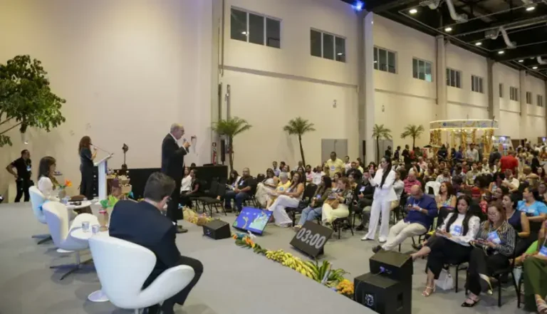 Painel Movimento Bahia pela Educação: Um Marco no Salão Sebrae das Cidades Empreendedoras