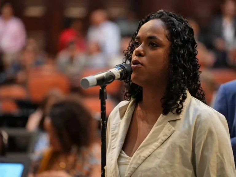 Projeto de Lei Busca Apoiar Mães no Hip-Hop: Uma Iniciativa Fundamental